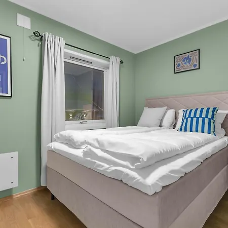 Northstay - Escape * Τρόμσο